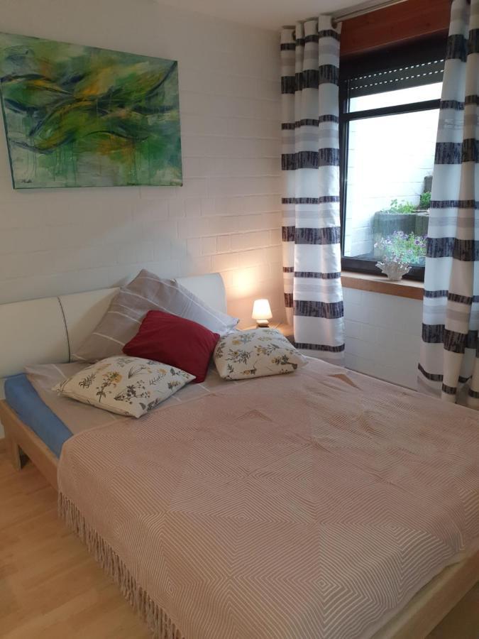 Privat Apartaments , Eigene Eigang, Eigene Badezimmer, Und Eigene Kueche Straelen Exterior foto