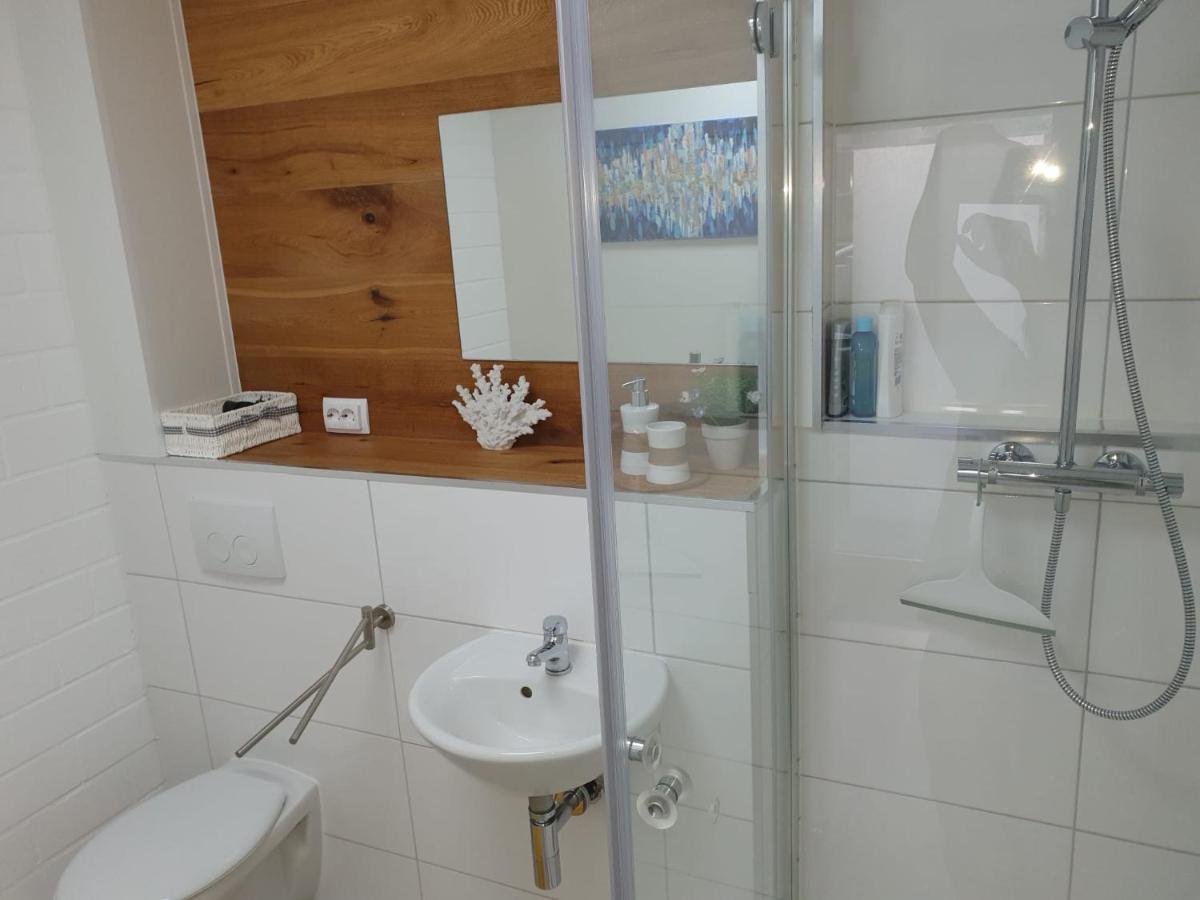 Privat Apartaments , Eigene Eigang, Eigene Badezimmer, Und Eigene Kueche Straelen Exterior foto